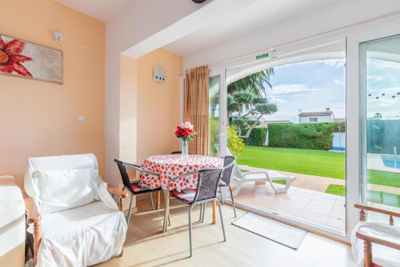 Retirosol Bungalow Дения Екстериор снимка