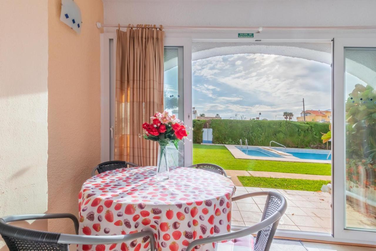 Retirosol Bungalow Дения Екстериор снимка