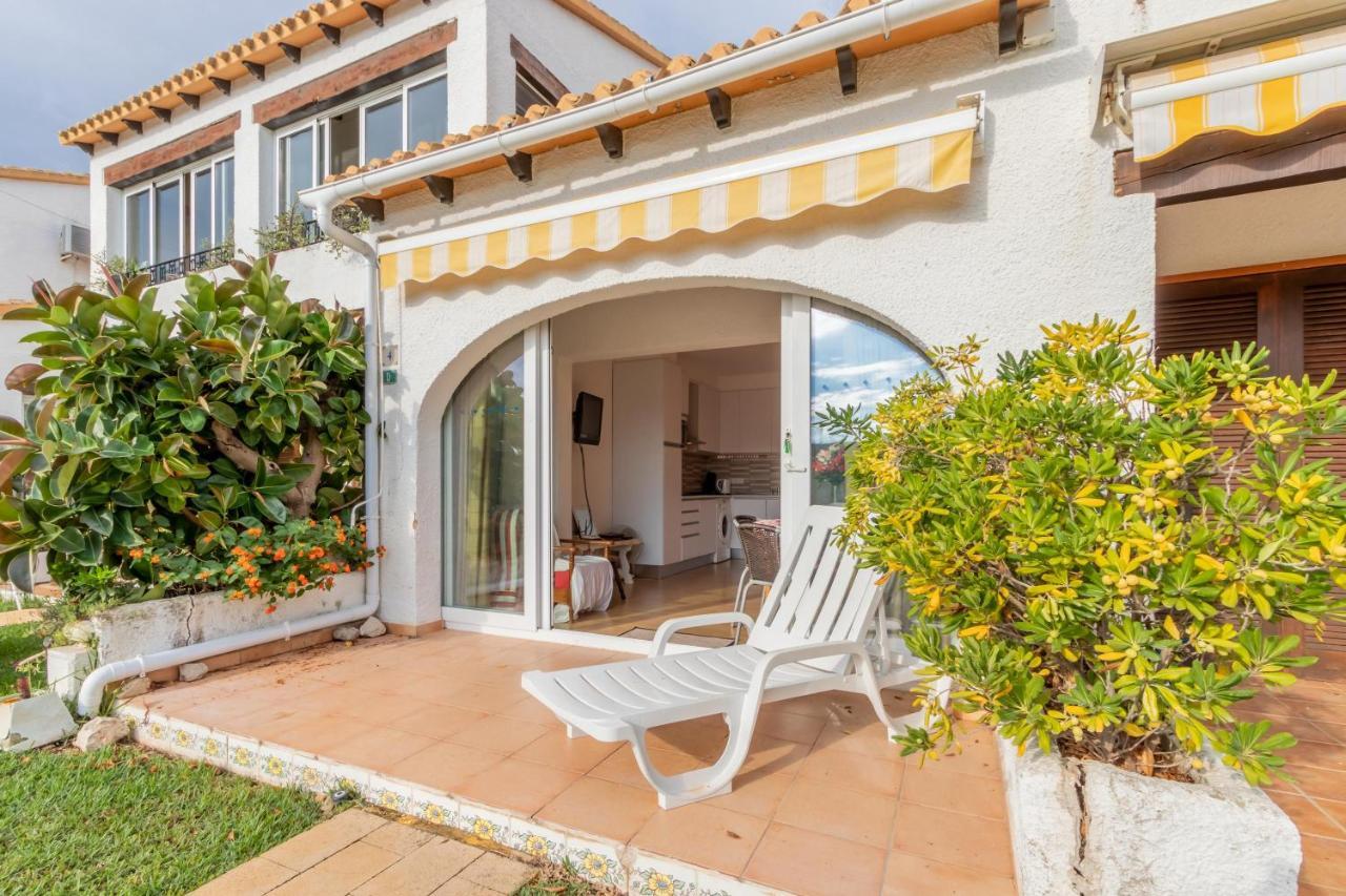 Retirosol Bungalow Дения Екстериор снимка